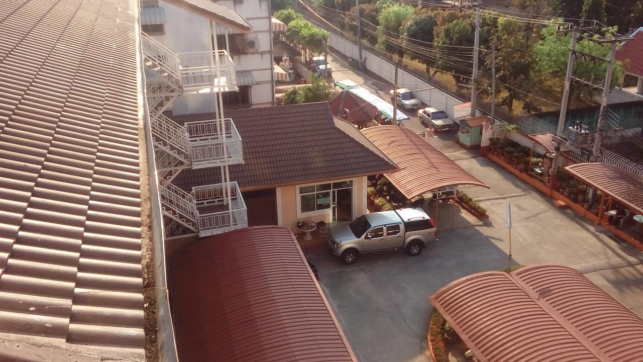 Baan Aranya Apartment Chiang Mai Exterior photo